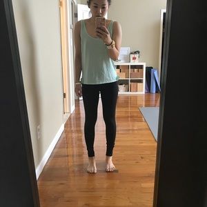 Lululemon top size 6